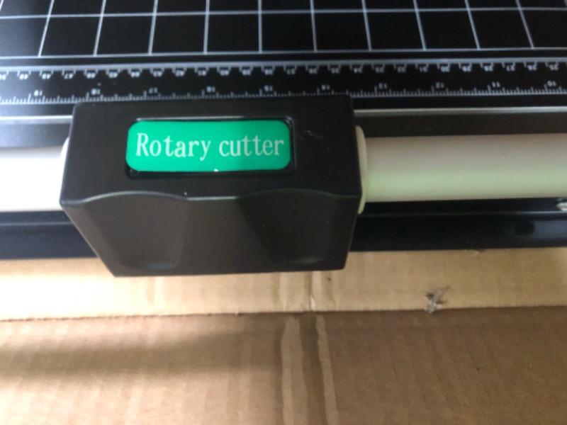 Photo 4 of US Stock - 24 Inch Manual Precision Rotary Paper Trimmer, Sharp Photo Paper Cutter, Rotary Paper Cutter Trimmer