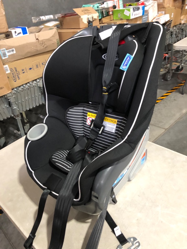 Photo 7 of ***DAMAGED - LINER COMING OFF - POSSIBLY MISSING PARTS - SEE PICTURES***
GRACO TriRide 3 in 1, 3 Modes of Use from Rear Facing to Highback Booster Car Seat, Redmond