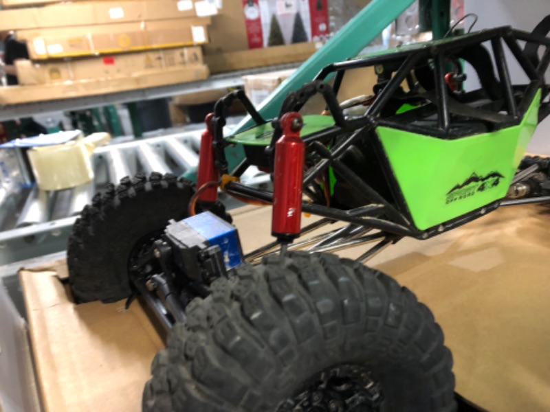 Photo 2 of * used * see all images *
Axial RC Truck 1/10 Capra 1.9 4WS Unlimited Trail Buggy RTR (Batteries and Charger Not Included), Green , AXI03022BT1