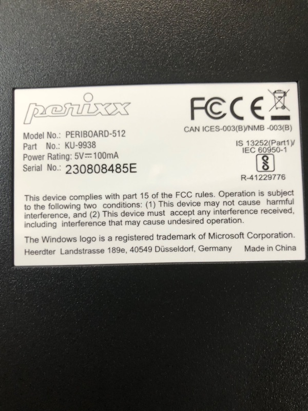 Photo 4 of Perixx Periboard-512 Ergonomic Split Keyboard - Natural Ergonomic Design - Black - Bulky Size 19.09"x9.29"x1.73", US English Layout Wired Black Keyboard4049571001715
