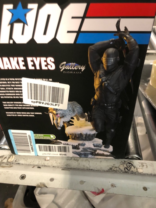 Photo 5 of DIAMOND SELECT TOYS G.I. Joe Gallery: Snake Eyes PVC Statue, Multicolor 11 inches