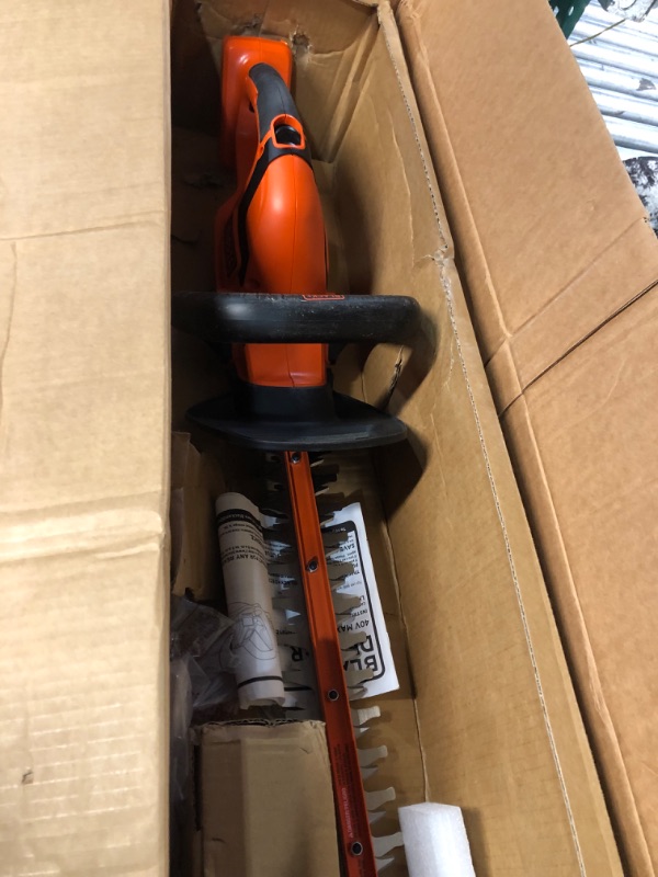 Photo 2 of ***POWERS ON - DAMAGED - SEE PICTURES***
BLACK+DECKER 40V MAX* Lithium-Ion 22-Inch Cordless Hedge Trimmer (LHT2240)