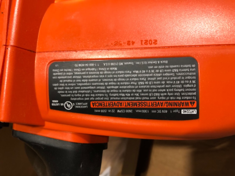 Photo 8 of ***POWERS ON - DAMAGED - SEE PICTURES***
BLACK+DECKER 40V MAX* Lithium-Ion 22-Inch Cordless Hedge Trimmer (LHT2240)