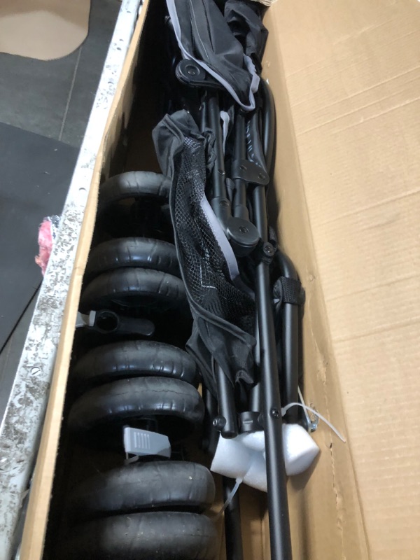 Photo 1 of Summer Infant, 3D Mini Convenience Stroller – Lightweight Stroller with Compact Fold MultiPosition Recline Canopy with Pop Out Sun Visor and More – Umbrella Stroller for Travel and More, Gray