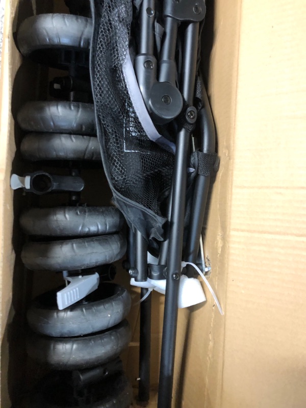 Photo 1 of Summer Infant, 3D Mini Convenience Stroller – Lightweight Stroller with Compact Fold MultiPosition Recline Canopy with Pop Out Sun Visor and More – Umbrella Stroller for Travel and More, Gray