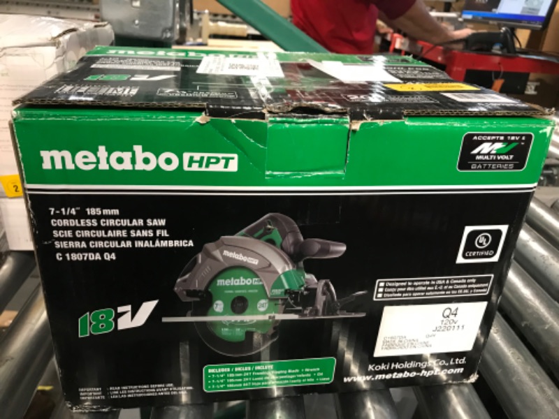 Photo 1 of (Tool Only)
Metabo HPT MultiVolt 18-volt 7-1/4-in Cordless Circular Saw (Tool Only)