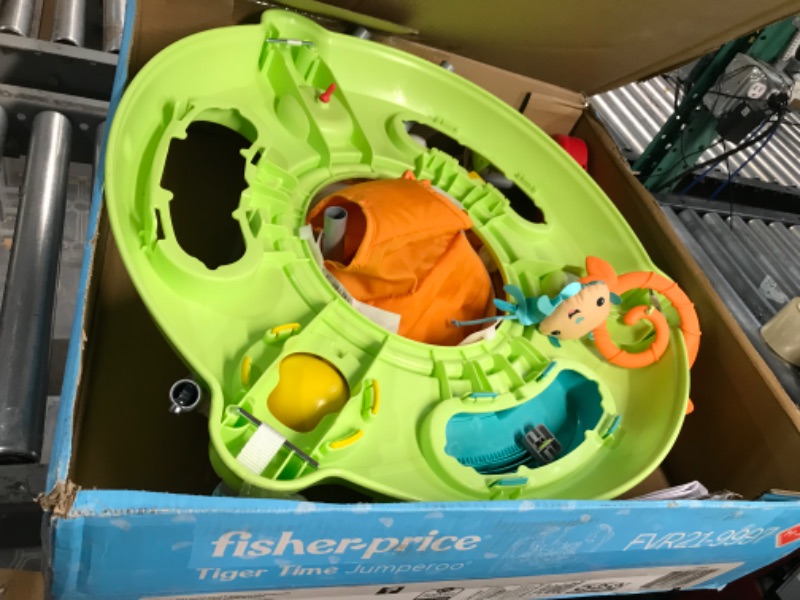 Photo 5 of Fisher-Price Jumperoo: Tiger Time