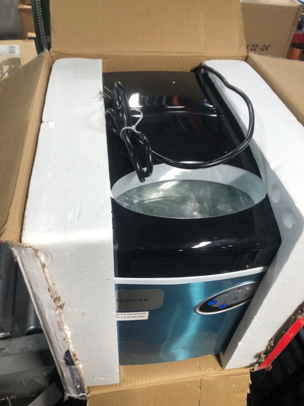Photo 1 of **PARTS ONLY**
Frigidaire EFIC115 Extra Large Ice Maker, Stainless Steel, 4