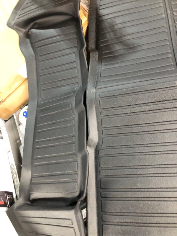 Photo 1 of 2 VEHICLE FLOOR MATS