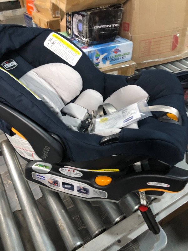 Photo 6 of Chicco Bravo Trio Travel System and Extra Base Bundle, Brooklyn, Navy Brooklyn Bravo 