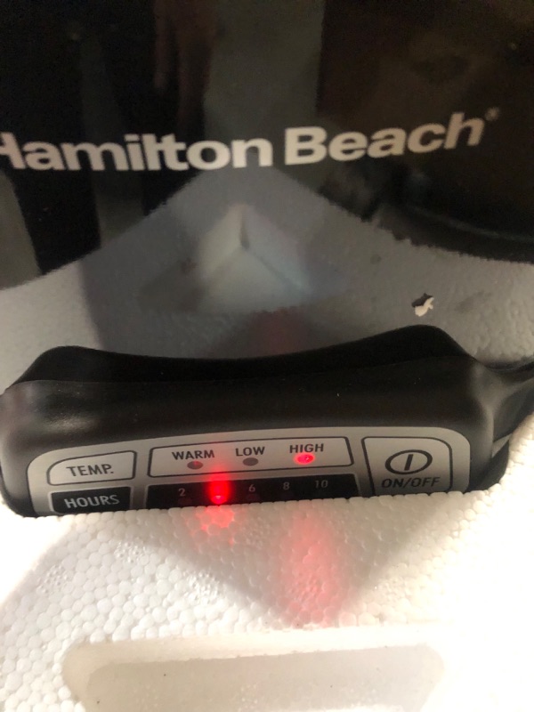 Photo 4 of Hamilton Beach Programmable Slow Cooker with Three Temperature Settings, 7-Quart + Lid Latch Strap, Black