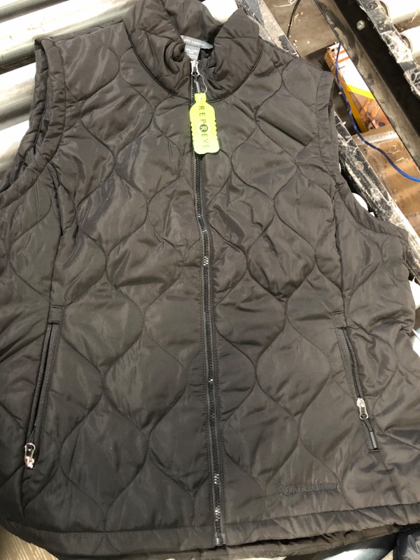 Photo 2 of Free Country Women's Chalet Quilted Vest Black XXL