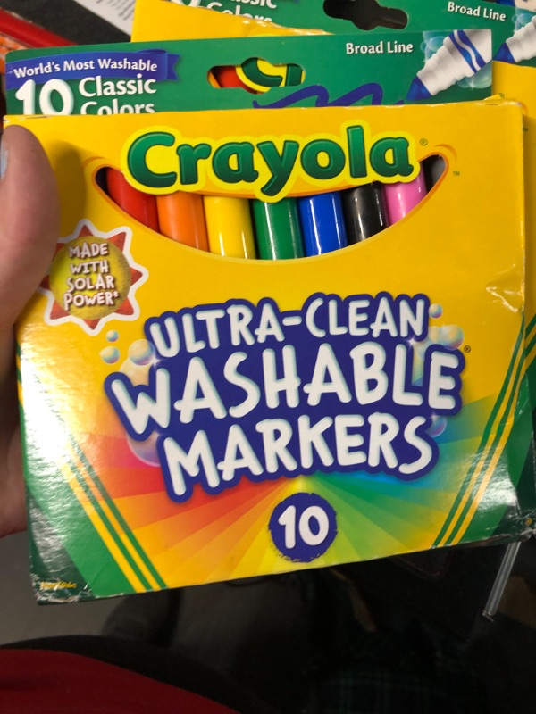 Photo 1 of Crayola Ultraclean Broadline Classic Color Max Washable Markers (10 Count), 