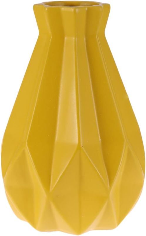 Photo 1 of (READ NOTES) ULTNICE Yellow Vase Ceramic Vase, Nordic Geometry Ceramic Vase Home Decoration Desktop Onament for Office Bedroom Living Room 1pc (Yellow) Goldendoodle Ornament