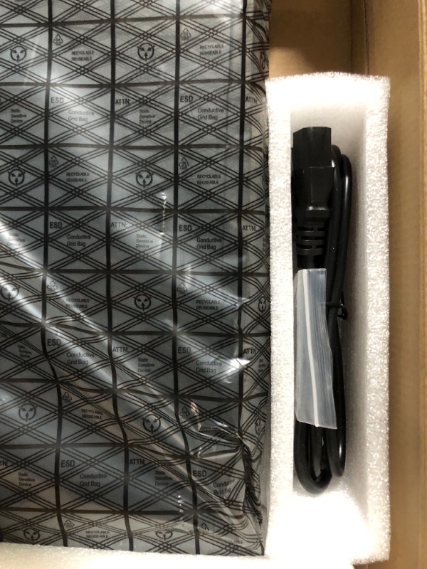 Photo 1 of 48 Port Gigabit PoE Switch Unmanaged with 48 Port IEEE802.3af/at PoE+@400W, 2 x 1G SFP, NICGIGA