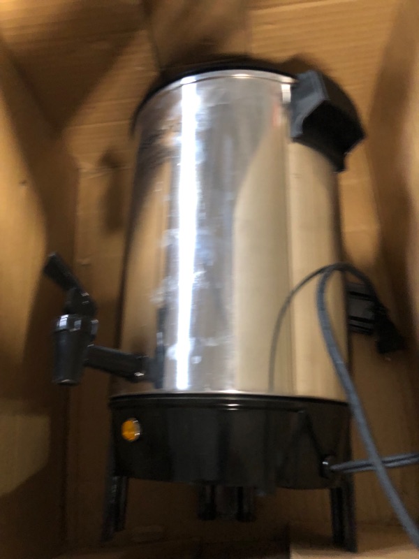 Photo 2 of *SELLING FOR PARTS SEE  NOTES* West Bend 58030 Coffee Urn 30-Cup, Silver