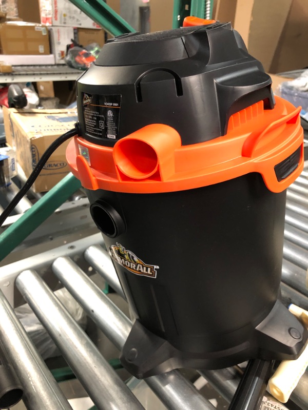 Photo 2 of ***READ NOTES***Armor All VO405P 0901 4 Gallon Wet/Dry Vac 2.0 Peak HP Shop Vacuum with Nozzles & Brush,Black/Orange Style 1