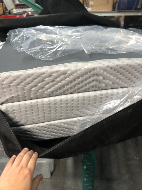 Photo 4 of ***USED LIKE NEW***Molblly Folding Mattress, Tri-fold Gel Memory Foam Mattress, Portable Tri Folding Mattress Topper with Washable Cover, Foldable Camping Mattress Guest Bed - Twin 75"X38"X3''