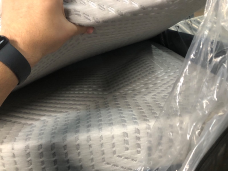 Photo 2 of ***USED LIKE NEW***Molblly Folding Mattress, Tri-fold Gel Memory Foam Mattress, Portable Tri Folding Mattress Topper with Washable Cover, Foldable Camping Mattress Guest Bed - Twin 75"X38"X3''