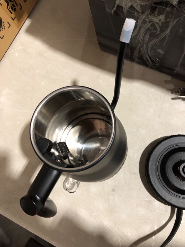 Photo 5 of ***USED - DIRTY - POWERS ON - UNABLE TO TEST FURTHER***
Bodum 11940-01US Bistro Gooseneck Electric Water Kettle, 34 Ounce, Black 