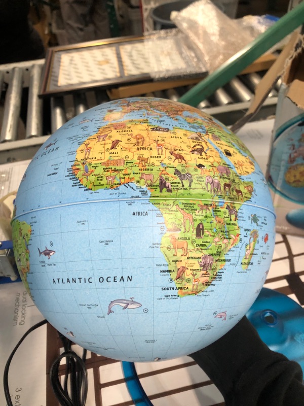 Photo 2 of Waypoint Geographic Safari Explorer Animals Globe (Blue)