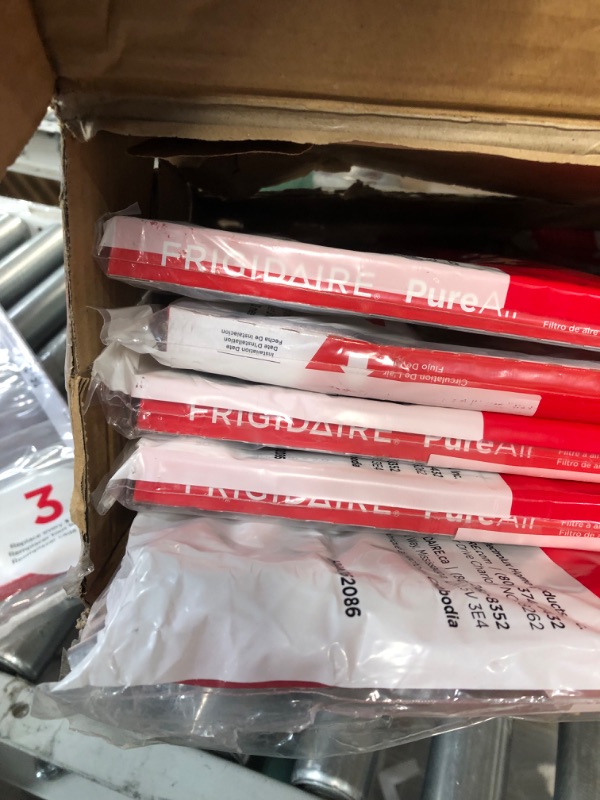 Photo 1 of **SEE PHOTOS - SLIGHTLY SMUSHED**
PureAir® 16" x 20" x 1" MERV 8 Allergen Air Filter - 6 Pack
