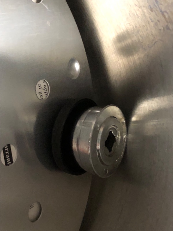 Photo 1 of **NONREFUNDABLE**FOR PARTS OR REPAIR**SEE NOTES**
Presto 01362 6-Quart Stainless Steel Pressure Cooker 6 qt Cooker