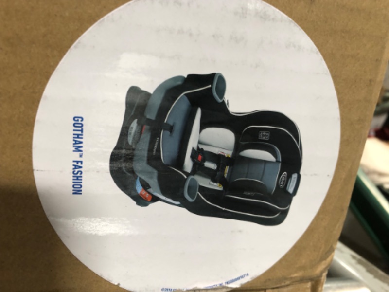 Photo 2 of Graco Extend2Fit Convertible Car Seat, Gotham