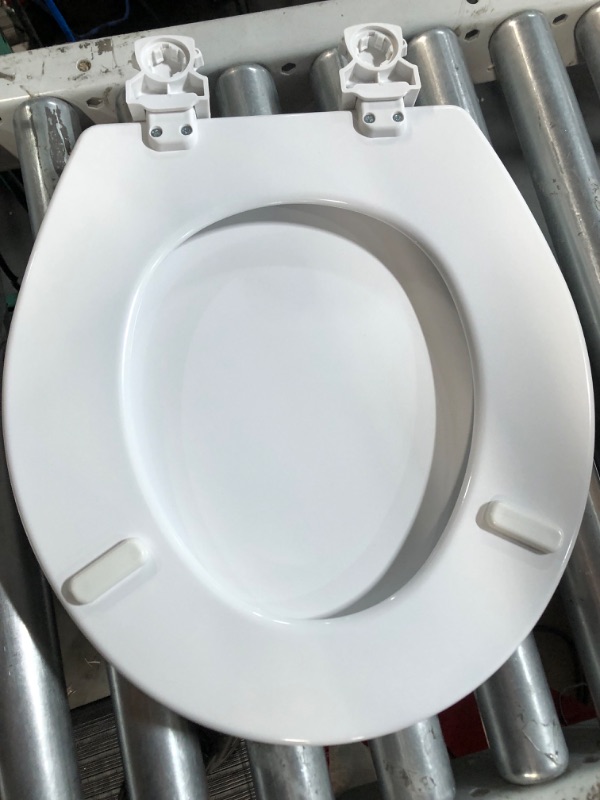 Photo 4 of **SEE NOTES**  Bemis 500EC 390 Lift-Off Wood Round Toilet SEAT, Cotton White