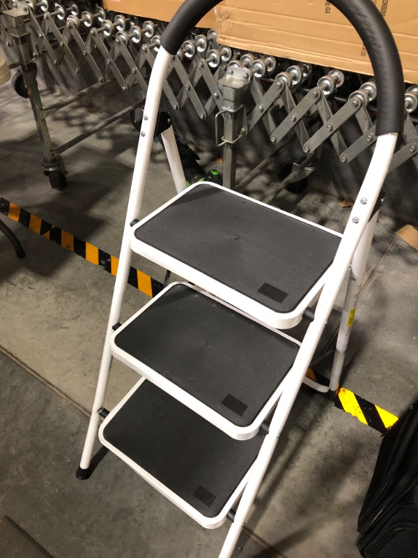 Photo 4 of * see all images for damage *
3 Step Ladder, Folding Step Stool with Handle, Lightweight, Perfect for Kitchen& Household, 500lbs Capacity