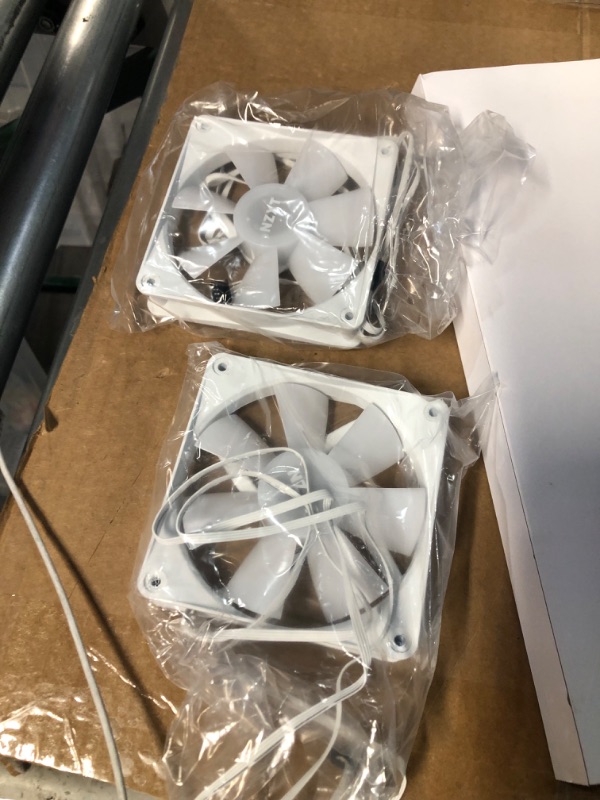 Photo 2 of NZXT Kraken Elite 360 RGB AIO CPU Liquid Cooler – 360mm Radiator – Personalizable Wide-Angle LCD Screen – RGB Lighting – High-Performance Pump – 3 x 120mm RGB Fans – Low Noise – White Kraken Elite RGB 360mm Radiator White