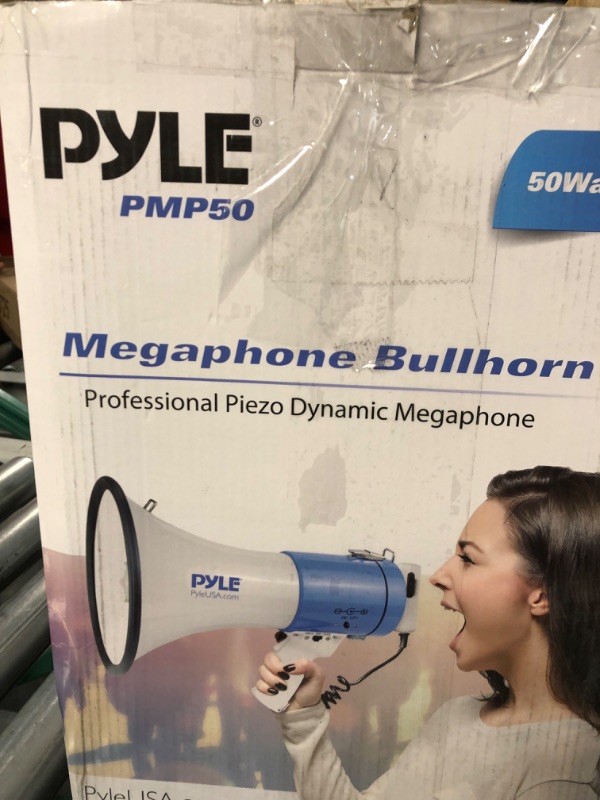 Photo 3 of PylePro PMP50 50 Watt 1,200 Yard Sound Range Portable Bullhorn Megaphone Speaker 