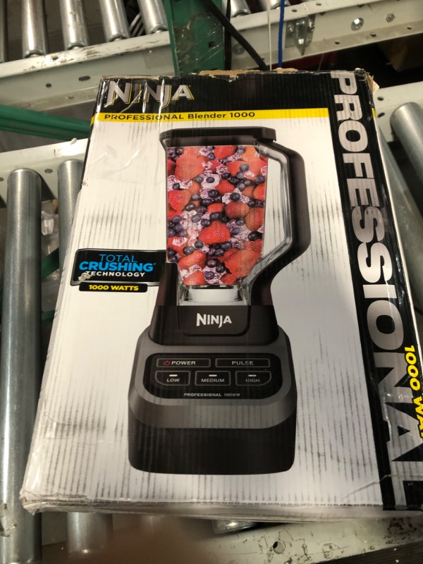 Photo 2 of *PARTS ONLY DOES NOT FUNCTION*
Ninja BL610 Professional 72 Oz Countertop Blender with 1000-Watt Base 