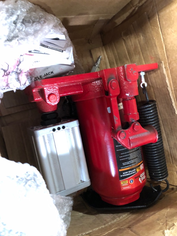 Photo 5 of BIG RED TA92006 Torin Pneumatic Air Hydraulic Bottle Jack with Manual Hand Pump