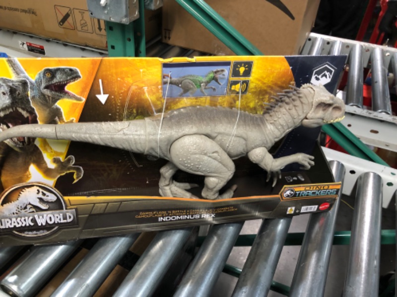 Photo 3 of Camuflage 'N Battle  Indominus Rex Dinosaur