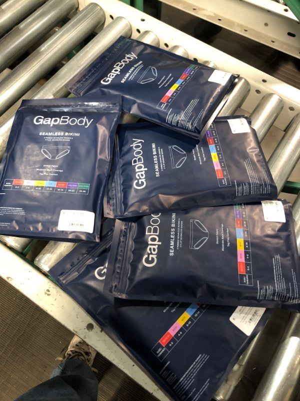 Photo 1 of PACK OF 5** GapBody Ladies 5pk Seamless Hipster - SIZE MEDIUM