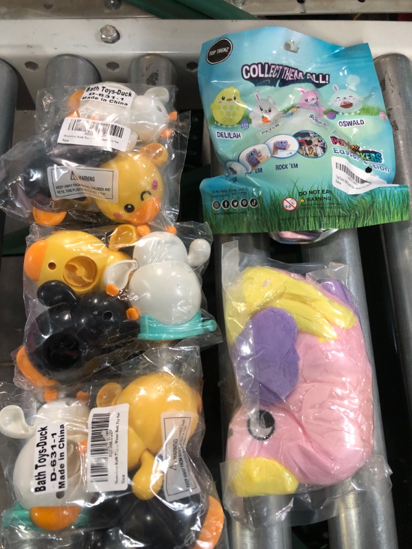 Photo 2 of ***NON REFUNDABLE***
ASSORTED BUNDLE OF KID ITEMS