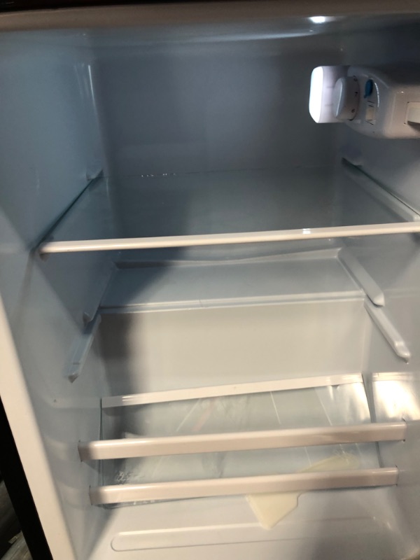 Photo 2 of Anukis Compact Refrigerator 3.5 Cu Ft 2 Door Mini Fridge with Freezer For Apartment, Dorm, 