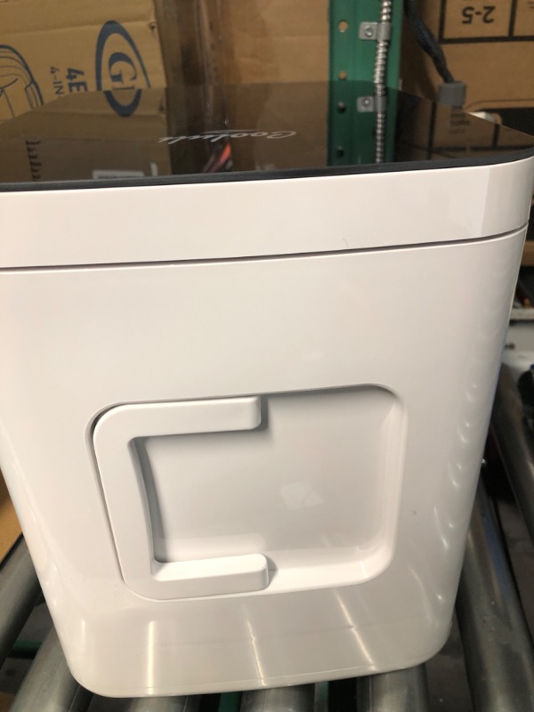 Photo 4 of **UNTESTED*   Cooluli 15L Mini Fridge- WHITE