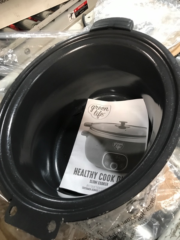 Photo 4 of **TURNS ON, HANDLE COVER IS BROKEN**  GreenLife Cook Duo Healthy Ceramic Nonstick Programmable 6 Quart Family-Sized Slow Cooker, Black
