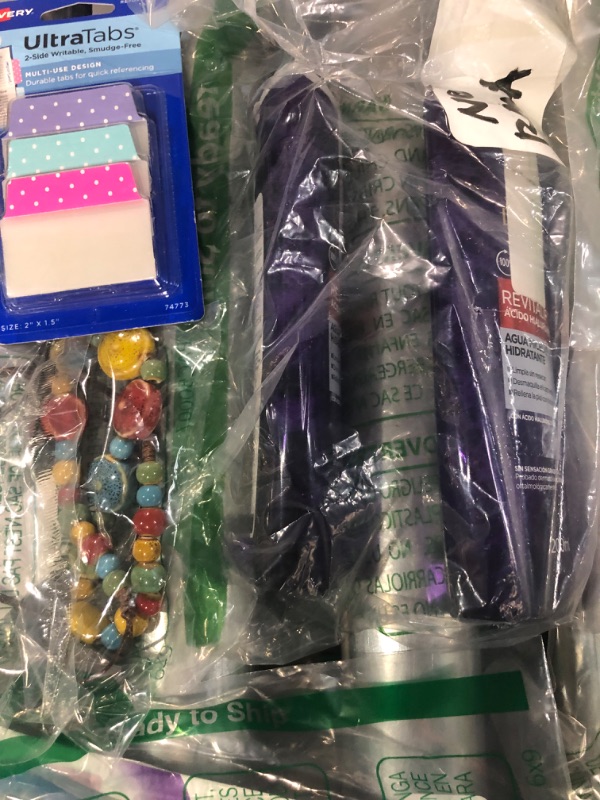 Photo 3 of ***NON REFUNDABLE***
ASSORTED BUNDLE OF ITEMS