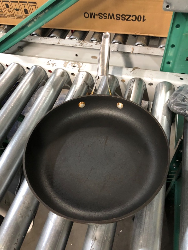Photo 1 of ***USED AND DIRTY - SEE PICTURES***
Calphalon Classic Hard-Anodized Nonstick Frying Pan Set, 8-Inch and 10-Inch Frying Pans
