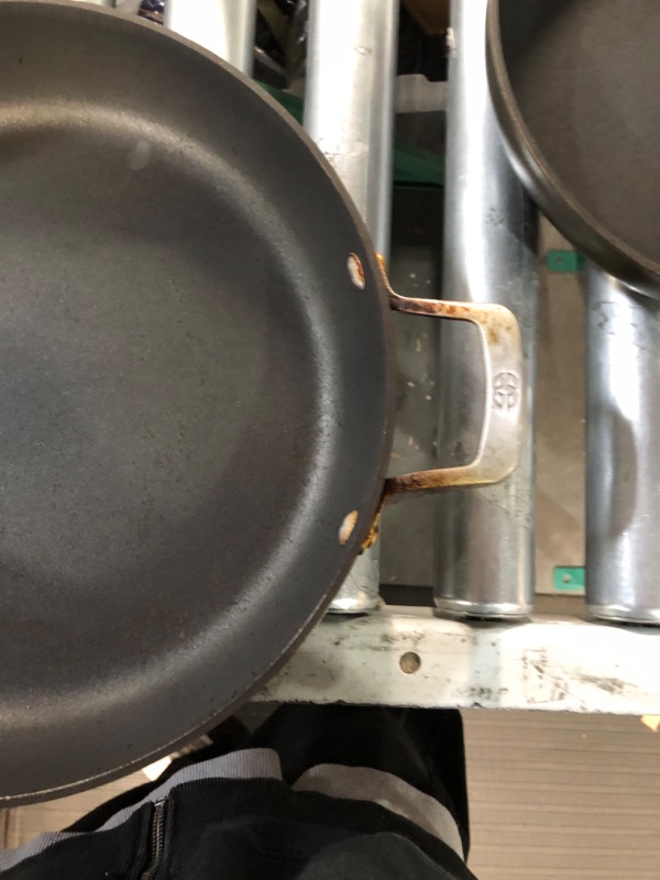 Photo 3 of ***USED AND DIRTY - SEE PICTURES***
Calphalon Classic Hard-Anodized Nonstick Frying Pan Set, 8-Inch and 10-Inch Frying Pans