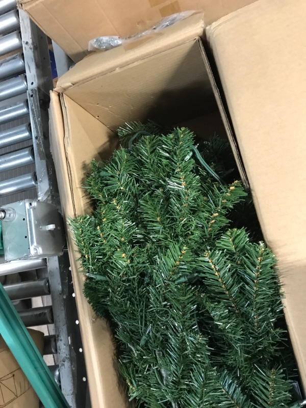 Photo 5 of **NONREFUNDABLE**FOR PARTS OR REPAIR**SEE NOTES**
National Tree Company Pre-Lit Artificial Full Christmas Tree, Green, 