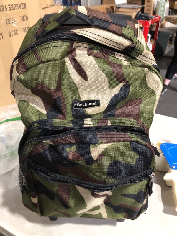 Photo 2 of * used * see all images *
Rockland Double Handle Rolling Backpack, Camouflage, 17-Inch 17-Inch Camouflage