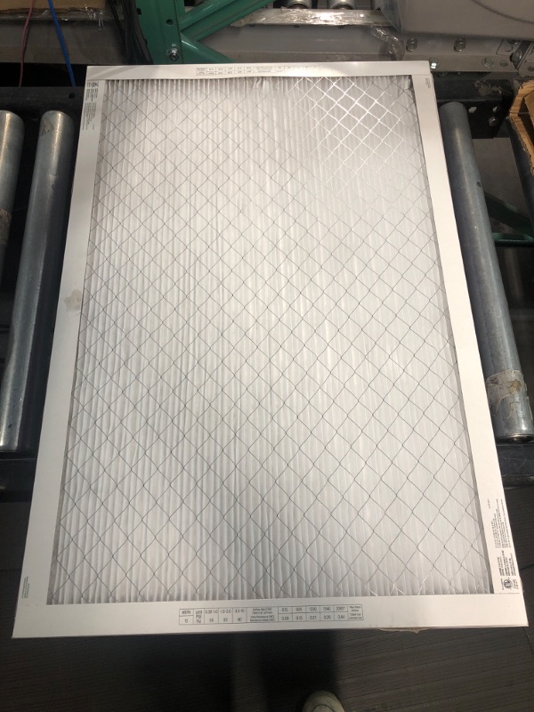 Photo 1 of (READ NOTES) Filtrete 20-in W x 30-in L x 1-in 12 MERV Electrostatic Pleated Air Filter (2-Pack)
