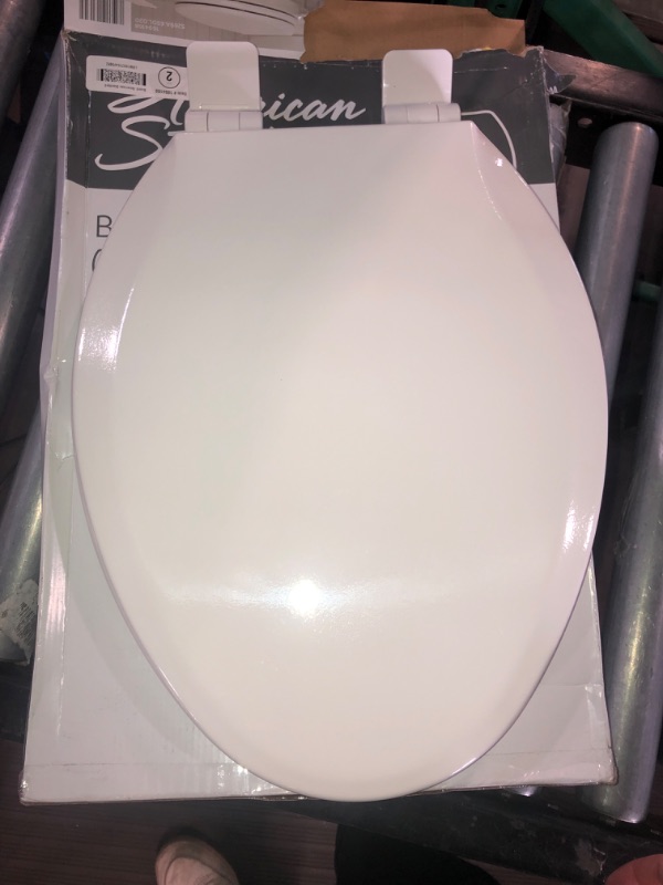 Photo 2 of (READ NOTES) American Standard Bedminster Wood White Elongated Soft Close Toilet Seat
