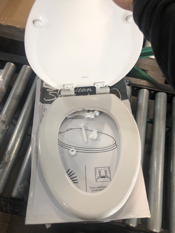 Photo 3 of (READ NOTES) American Standard Bedminster Wood White Elongated Soft Close Toilet Seat
