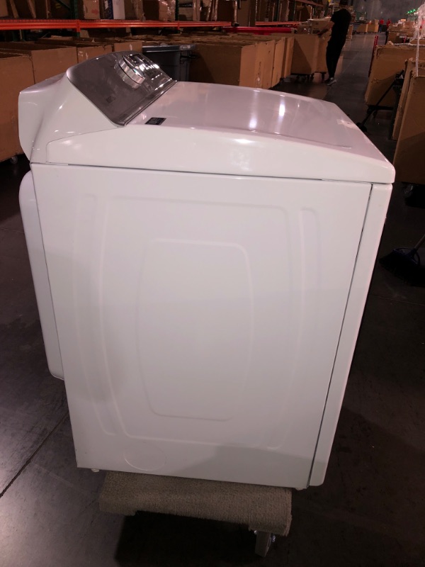 Photo 4 of (READ NOTES) Maytag 27 Inch Wide 7.4 Cu. Ft. Electric Dryer with Smart Control
