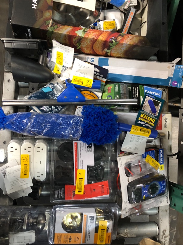 Photo 1 of (NON-REFUNABLE BUNDLE) LOWES HARDWARE MISC \ VARRYING QUALITY 